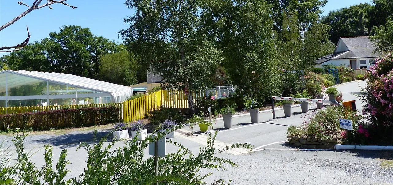 Camping Les Parcs Hotel Penestin 0*,  France