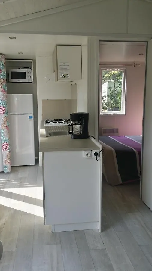 Camping Les Parcs Hotel Penestin Campsite